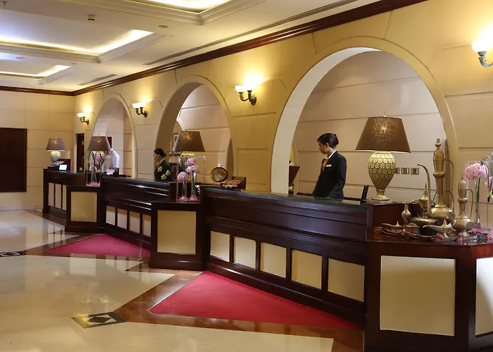 Dog friendly hotels Knight Castle