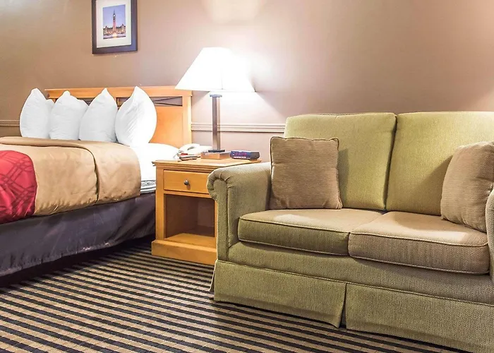Villa: Econo Lodge Downtown