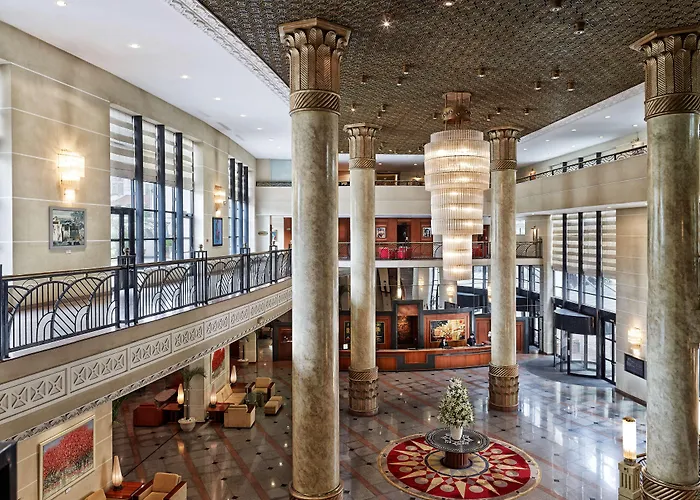 Hilton Opera