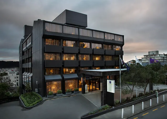 Hotel near College: Moevenpick Hotel Wellington