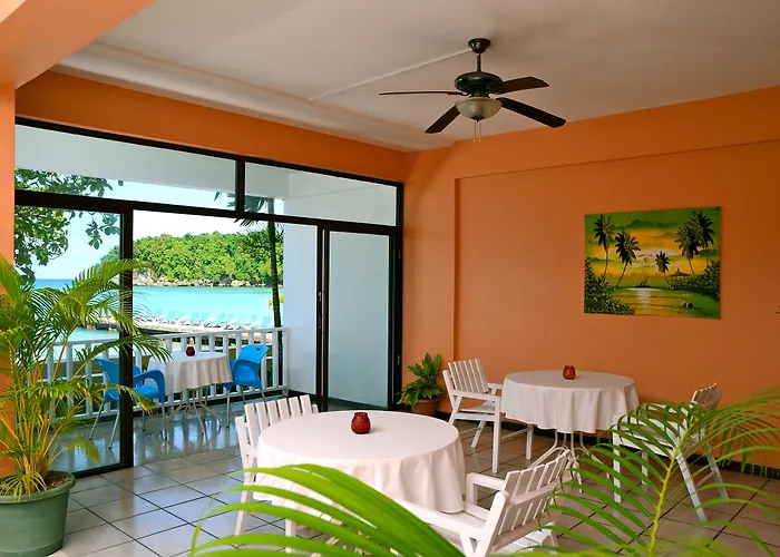 Kaz Kreol Beach Hotel