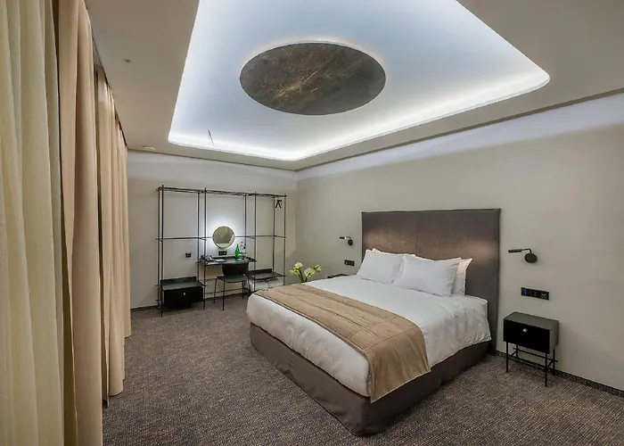 Artagonist Art Hotel