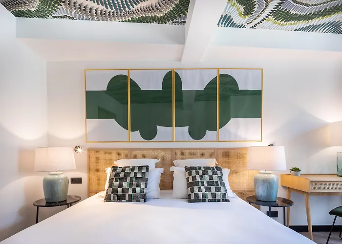 Maisons Du Monde & Suites - La Rochelle Vieux Port