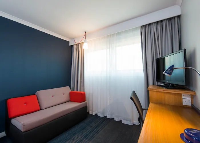 Holiday Inn Express East Midlands Airport By Ihg