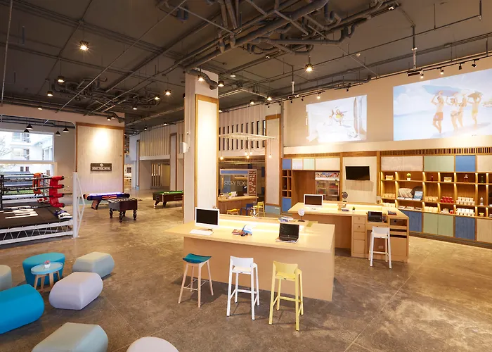 Hotel near College: Lub D Phuket Patong - Near Patong Beach & Vibrant Social Vibe