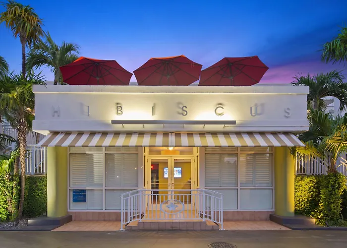 Pet Friendly hotel: Best Western Hibiscus Motel