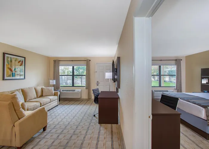 Baymont By Wyndham Punta Gorda/Port Charlotte