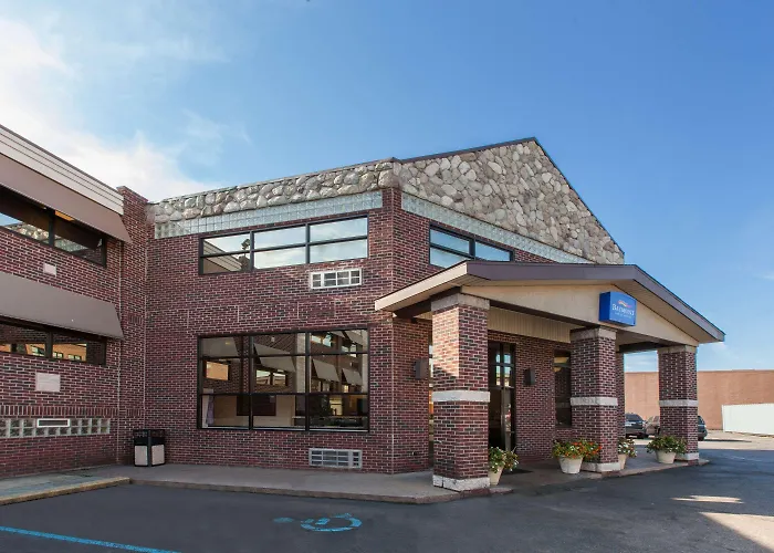 Baymont By Wyndham Downtown Detroit