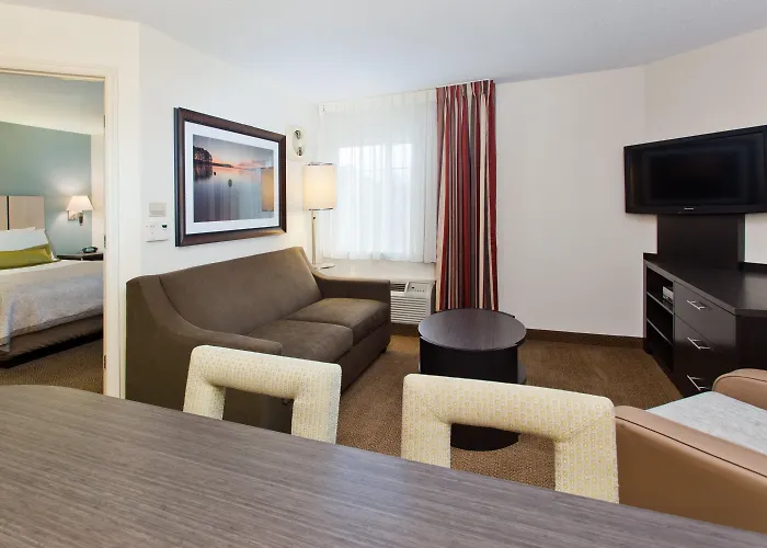 Sonesta Simply Suites Phoenix Tempe
