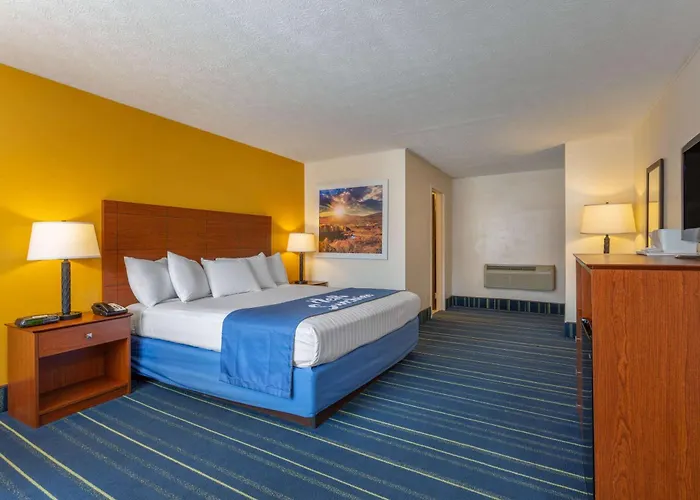 Days Inn By Wyndham Breezewood