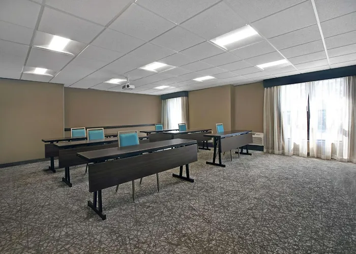 Homewood Suites By Hilton Chicago-Lincolnshire