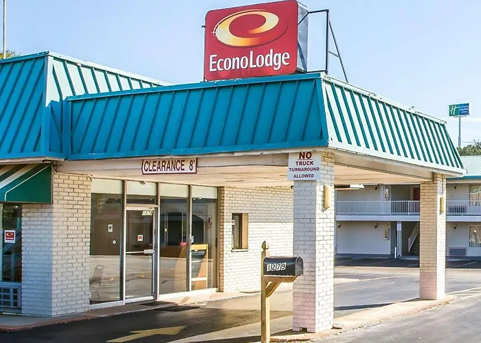 Econo Mcdonough South