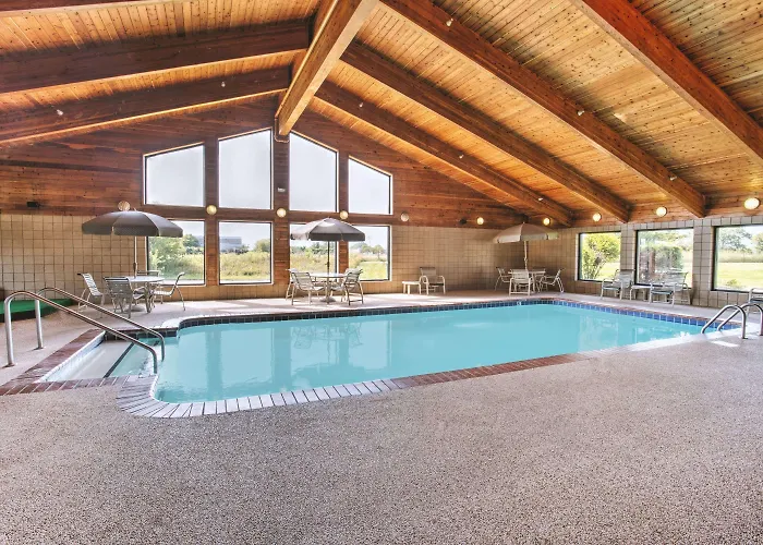 Super 8 By Wyndham Davenport
