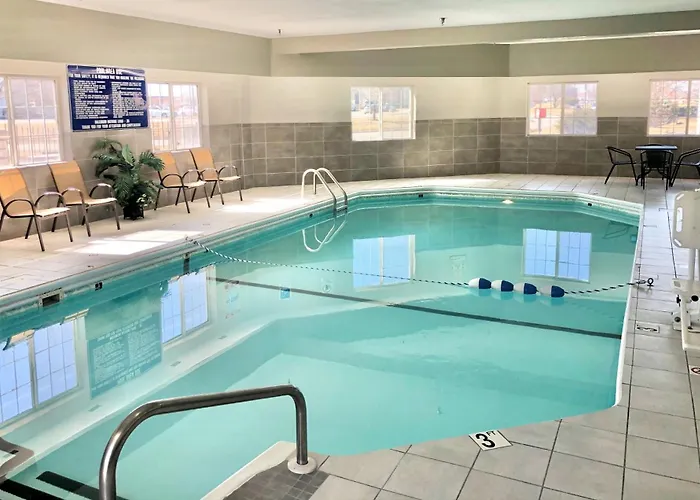 Motels Red Roof Inn & Suites Omaha - Council Bluffs