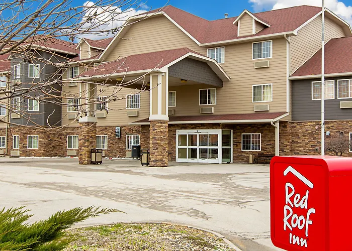 Motels Red Roof Inn & Suites Omaha - Council Bluffs