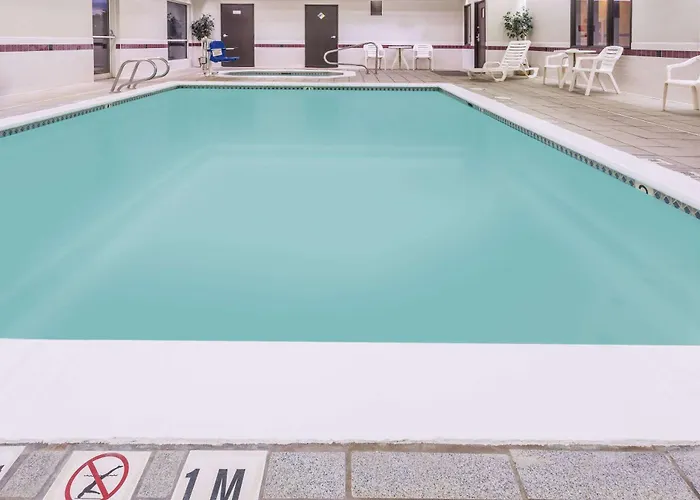 Days Inn & Suites By Wyndham Vancouver