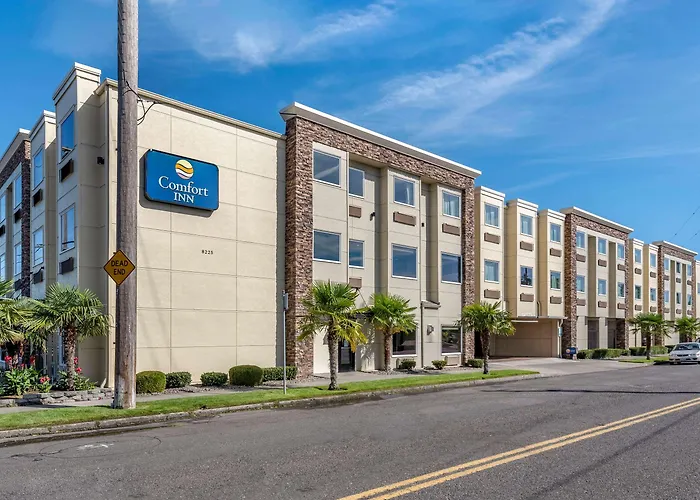 Luxury hotel only: Comfort Inn Portland Near I-84 And I-205