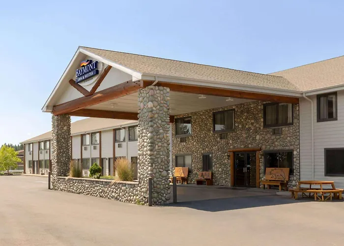 Dog friendly hotels Baymont By Wyndham Whitefish