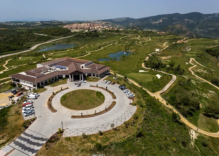 Ramada & Golf