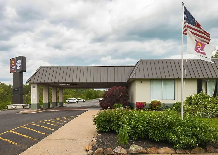 Clarion Inn Fairmont