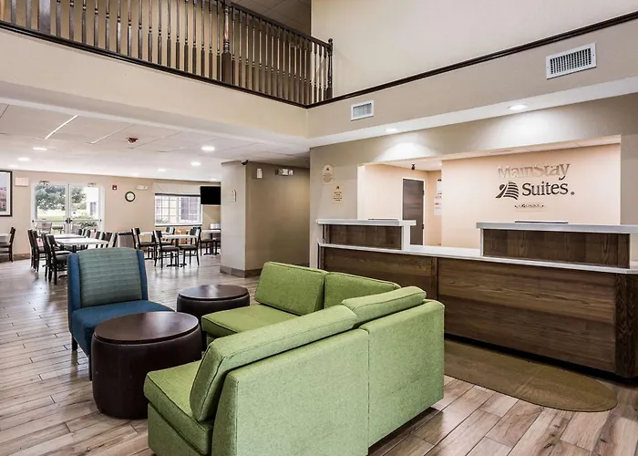 Mainstay Suites Cedar Rapids North - Marion