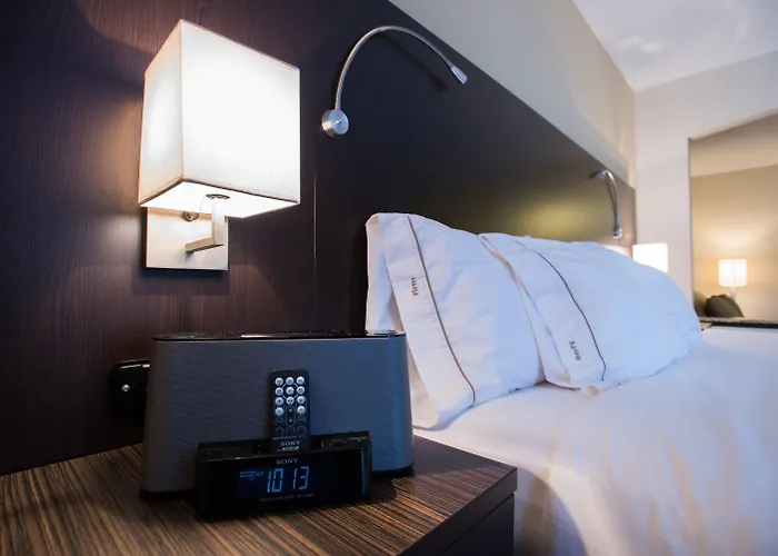 Holiday Inn Express & Suites Topeka West I-70 Wanamaker By Ihg