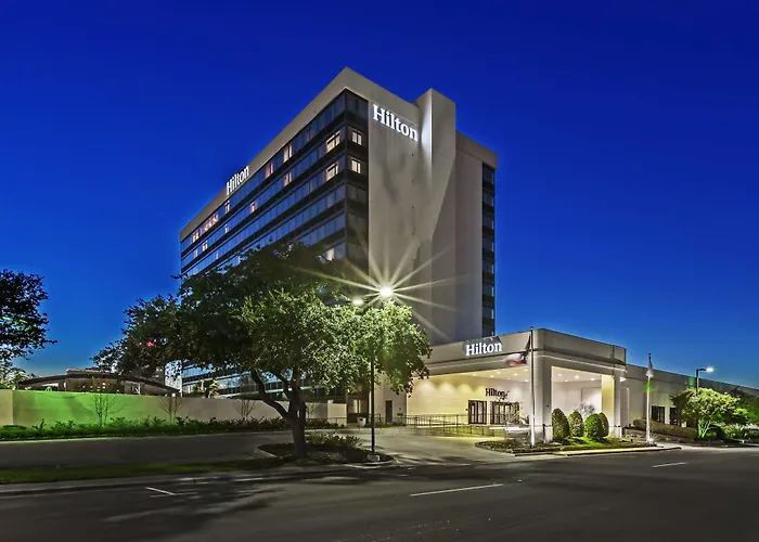 3 star hotels Hilton Waco