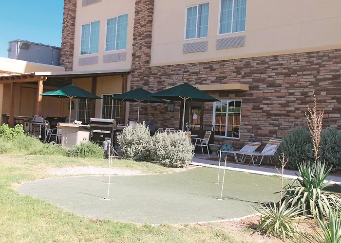 La Quinta By Wyndham Pecos