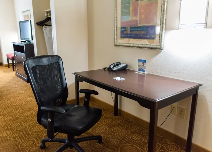 Golf hotels Holiday Inn Express & Suites Kinston By Ihg