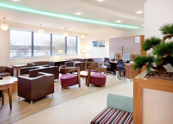 Holiday Inn Express Tamworth By Ihg