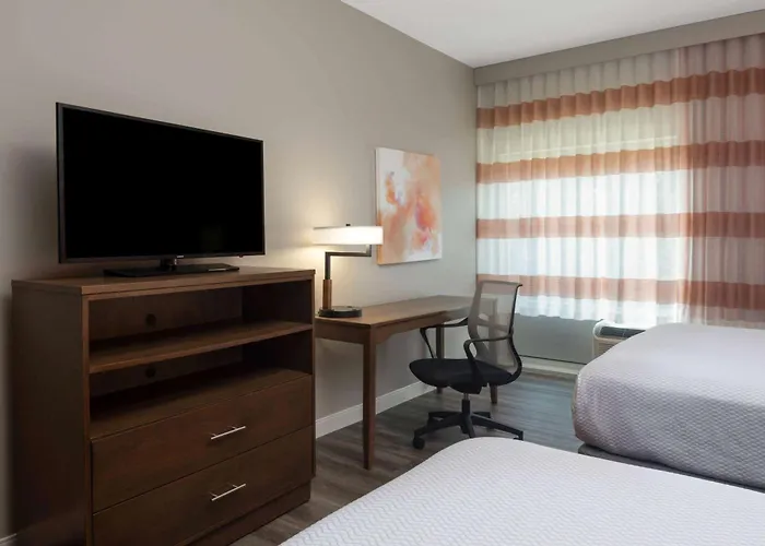 La Quinta By Wyndham Airport High Point