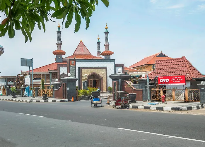 Oyo 2132 Pondok Avicenna
