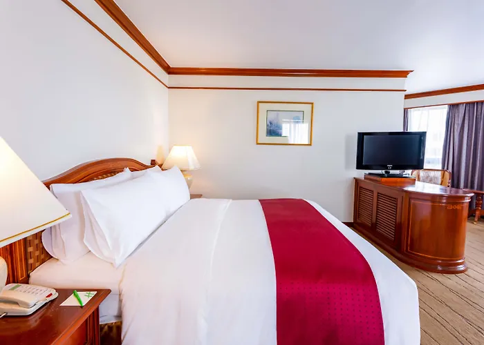 Hotels with pool Centara Riverside Chiang Mai
