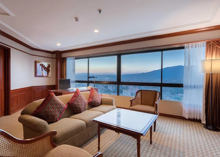 Hotels with pool Centara Riverside Chiang Mai
