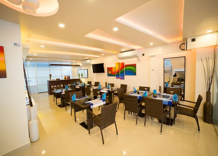 The White Harp Beach Hotel