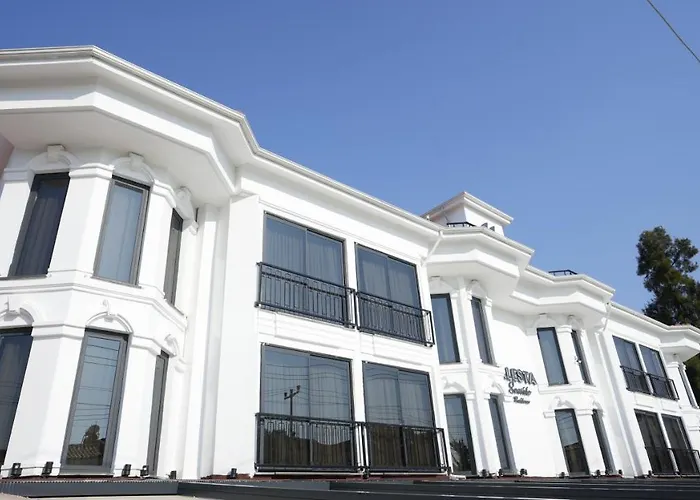 Alesta Seaside Residence