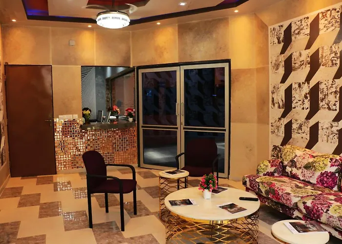 Hotel Laval