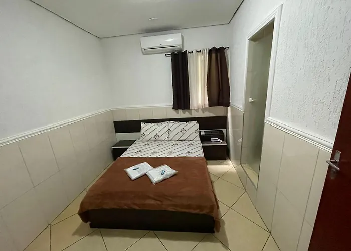 Hotel Tenda Brigadeiro - 5 Minutos a Pé do Metrô e Praça da Sé, 8 Minutos da Rua 25 de Março e Liberdade - Estacionamento Opcional