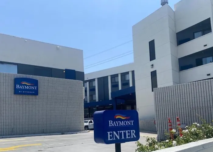 Baymont By Wyndham Monterey Park