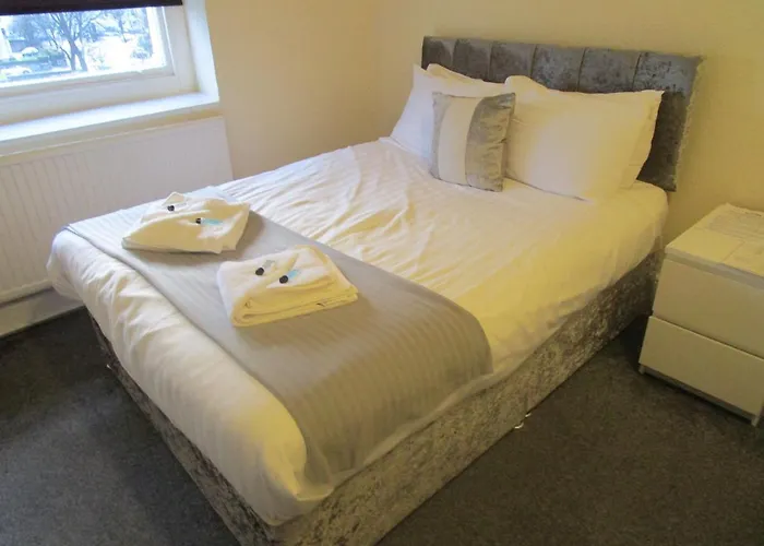The New Alexandra Hotel