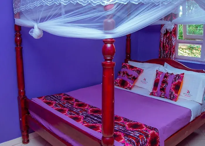 Richy Hotels And Safaris