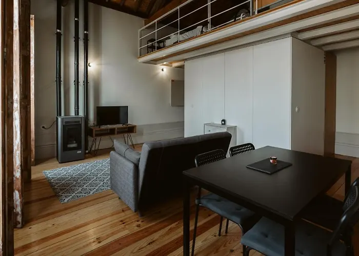 Pet Friendly hotel: Step In Porto Apartments