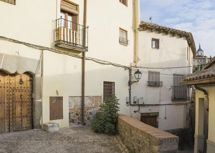 Alquiler de vacaciones: Madera y Piedra - Apartamentos Aloha Toledo