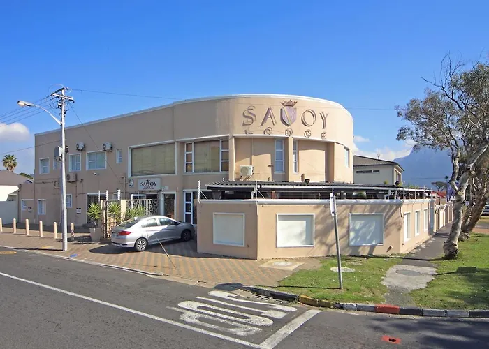 Cabin: Savoy Lodge