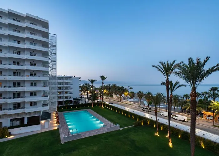 Apartamentos Bajondillo