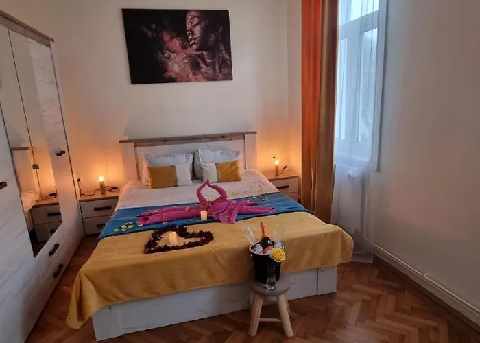 Happy Mood Apartments
