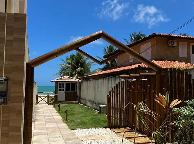 Casa Amarela em Condomínio Beira Mar - Privê Praia dos Carneiros