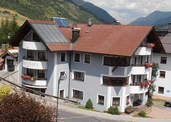 Haus Dorfplatz