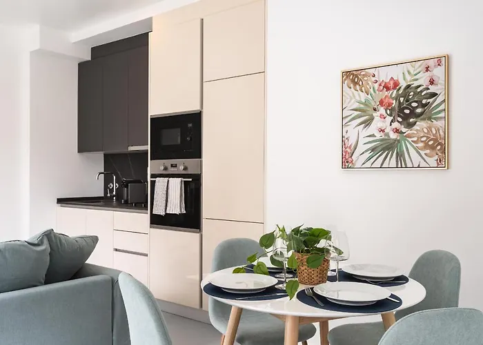 Succeed Campo Pequeno Apartments