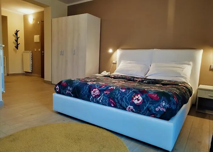 Hotel Altopiano Delle Rocche